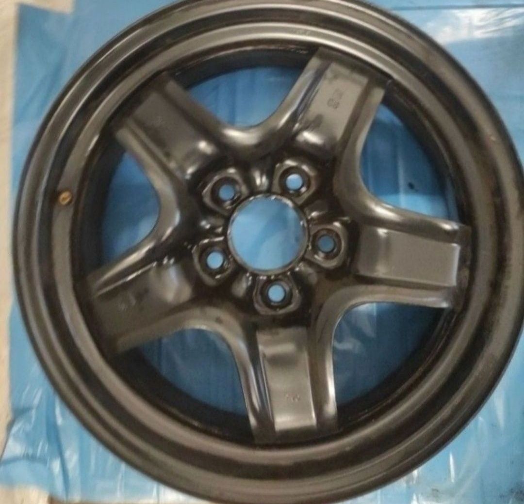 Felgi stalowe stalówki Opel R 16 5x110 strukturalne otwór 65 mm