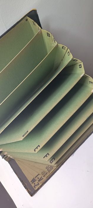 Stary przedwojenny album segregator na odbitki
