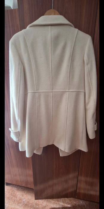 Casaco na cor branca