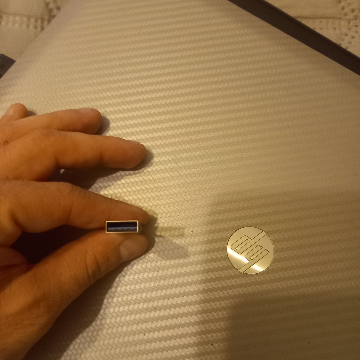 Pen USB de 64 GB - Nova, nunca utilizada