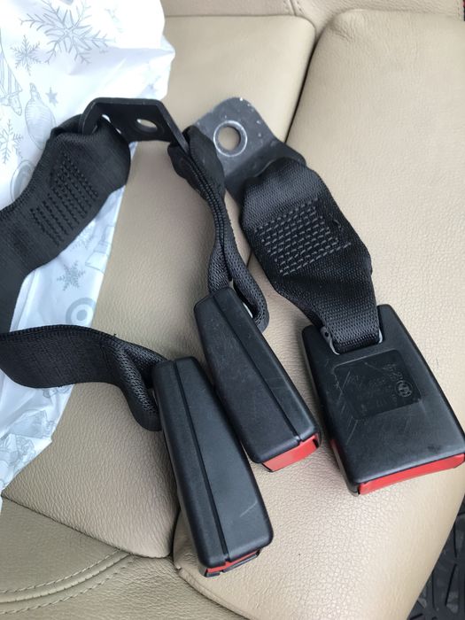 BMW ремни, замки ремней безопасности BMW Х1 и другие