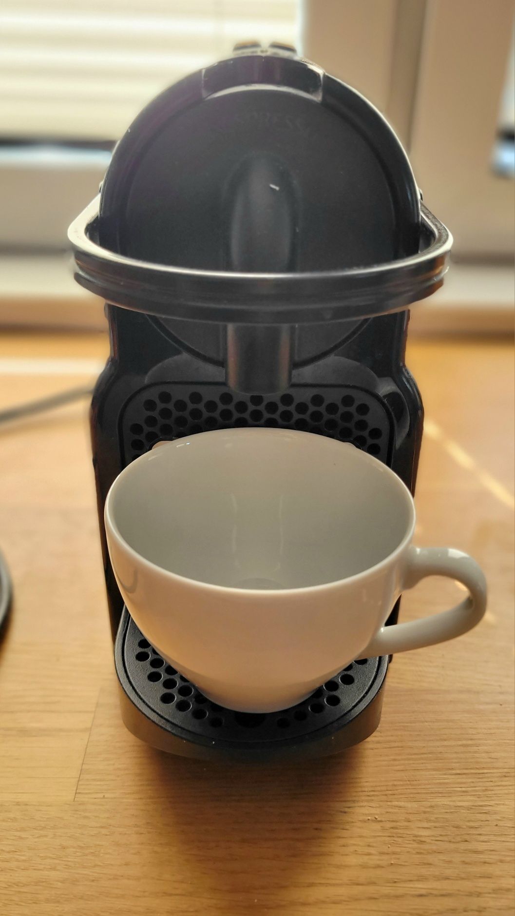 Ekspres na kapsułki Delonghi Nespresso