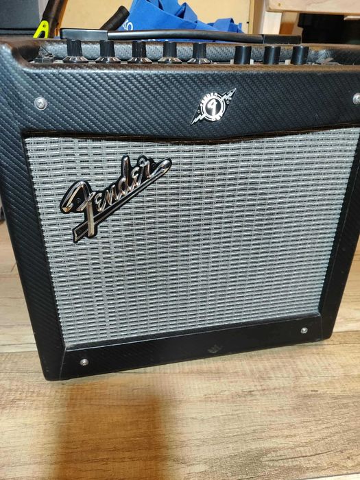 Fender Mustang I (głośnik/wzmacniacz gitarowy