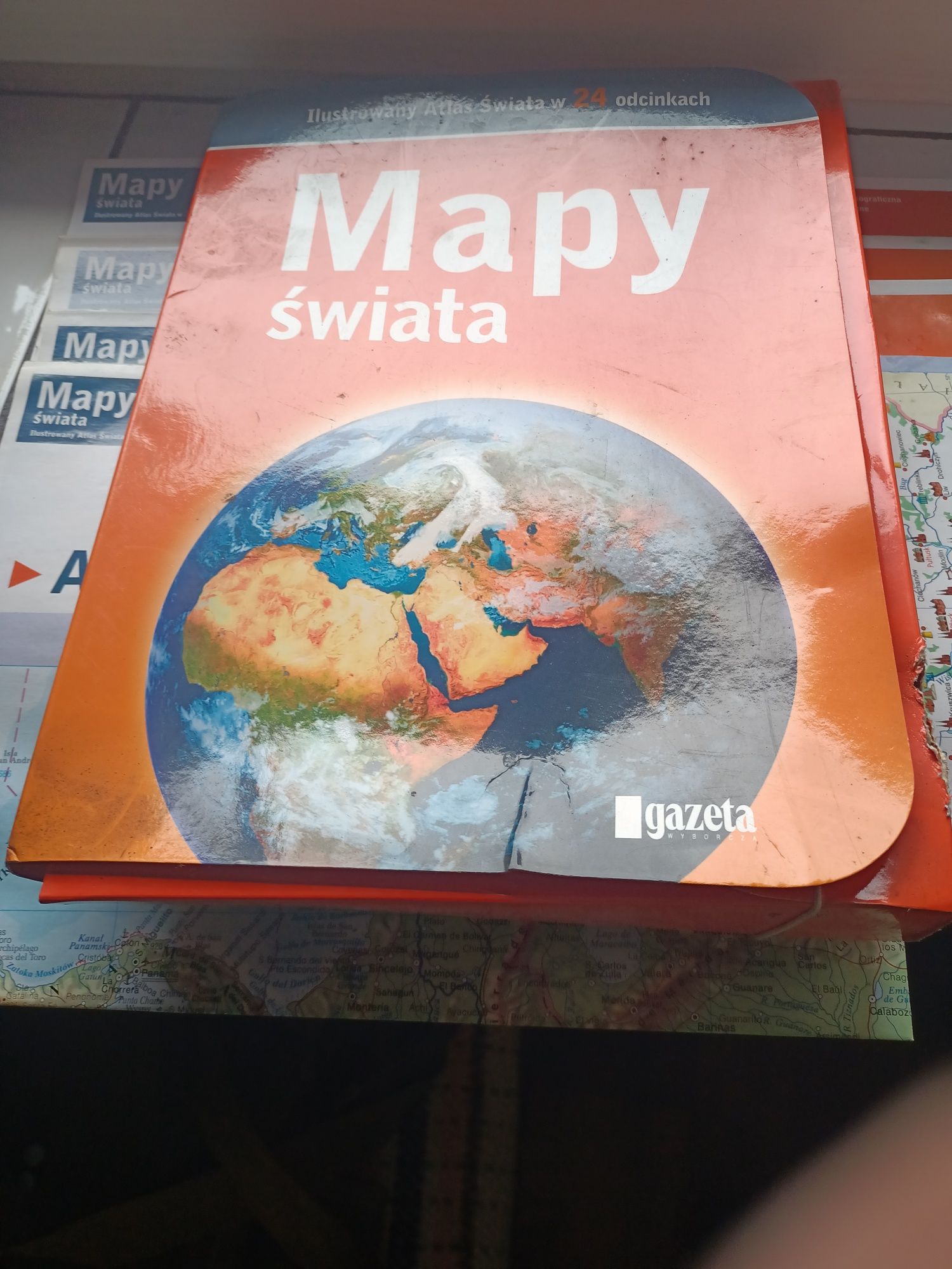 Sprzedam komplet Mapy Świata dodatek do gazety wyborczej