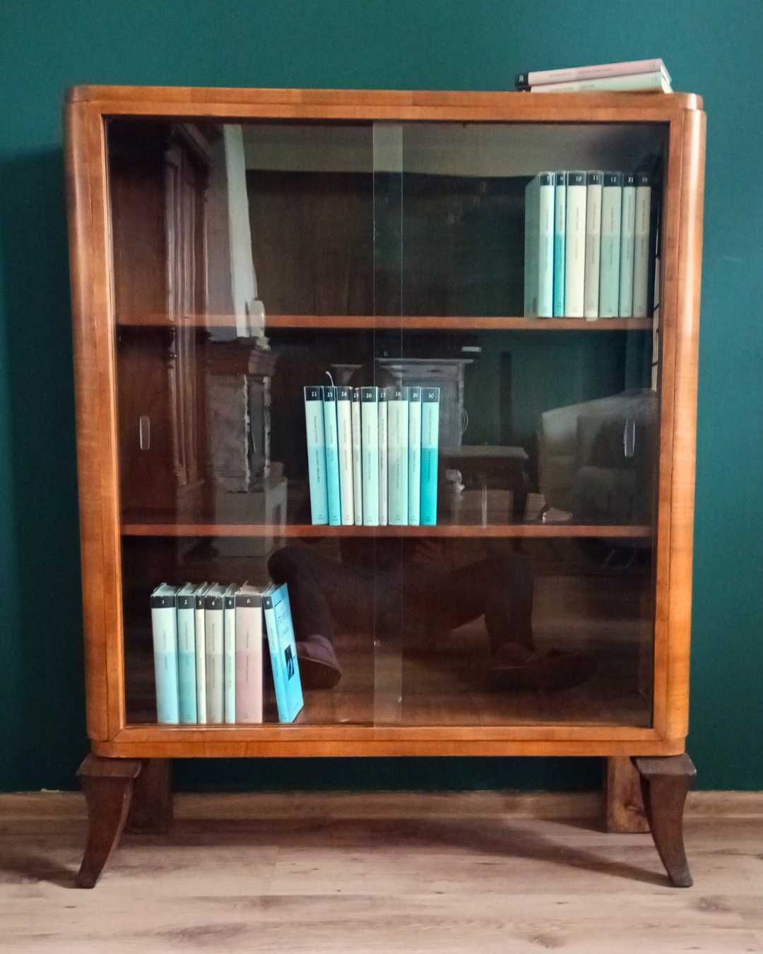 stara biblioteka witryna komoda antyk