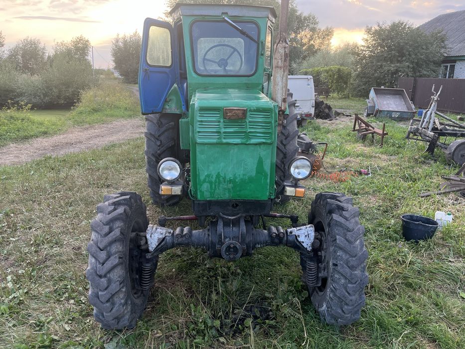 Продам т40 з ведучим передком цікавить обмін на мтз 80