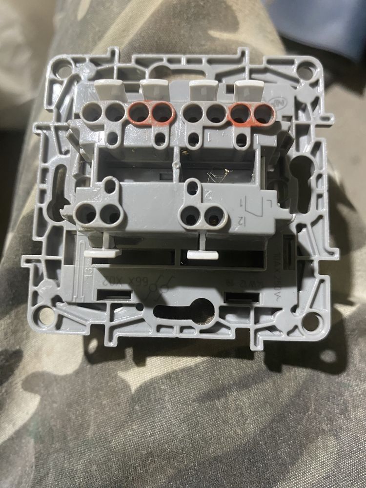 Interruptores duplos da legrand