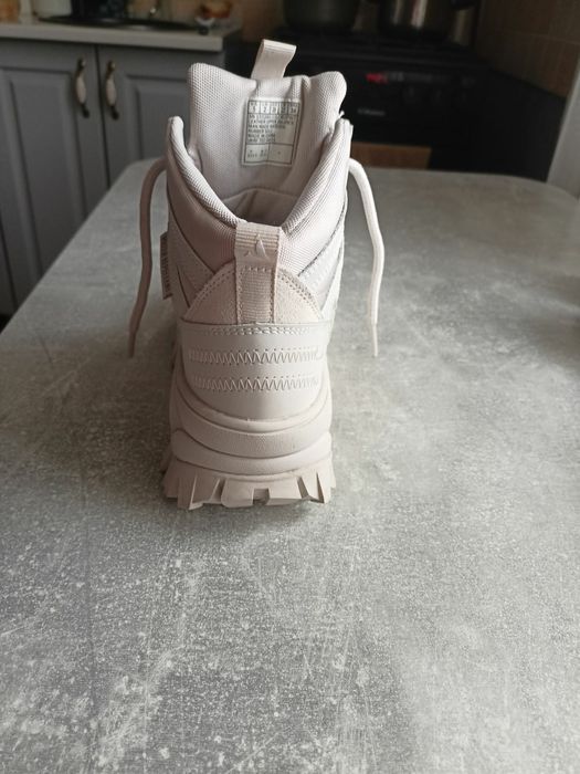 Жіночі ботінки Skechers