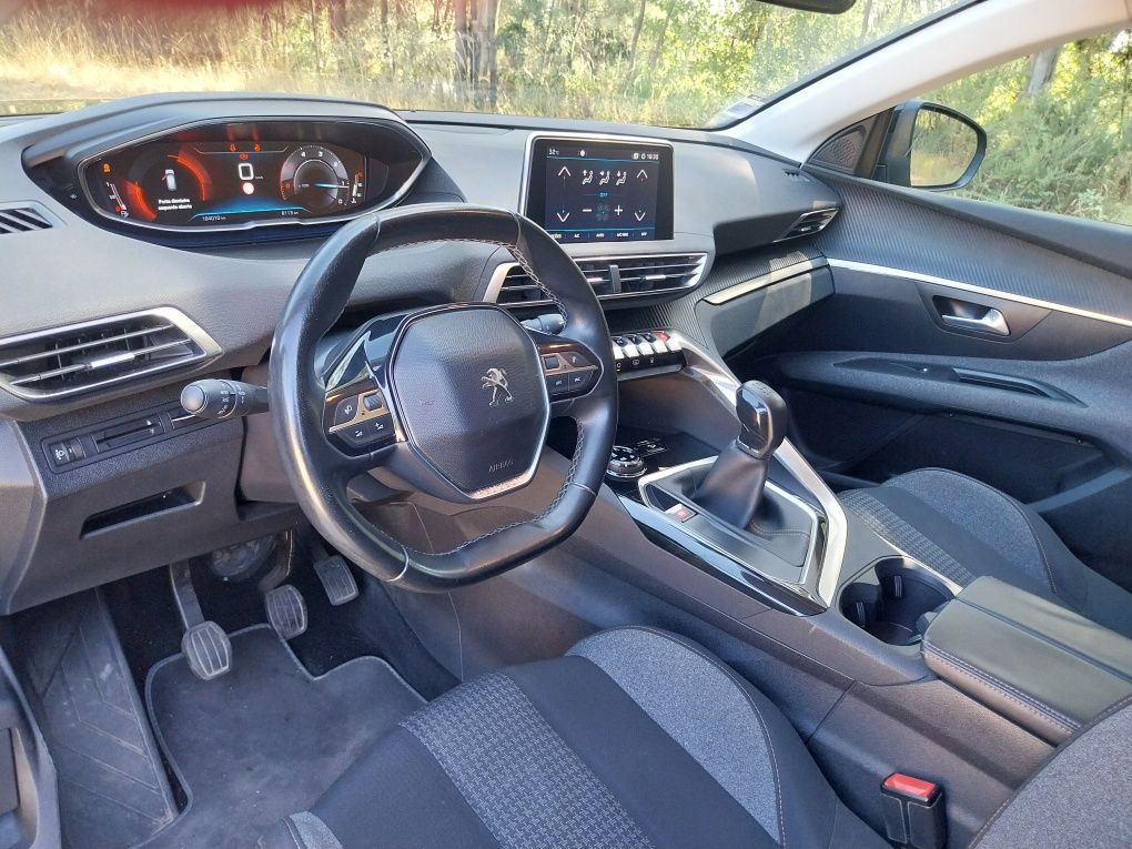 Peugeot 3008 BLUEHDI Active