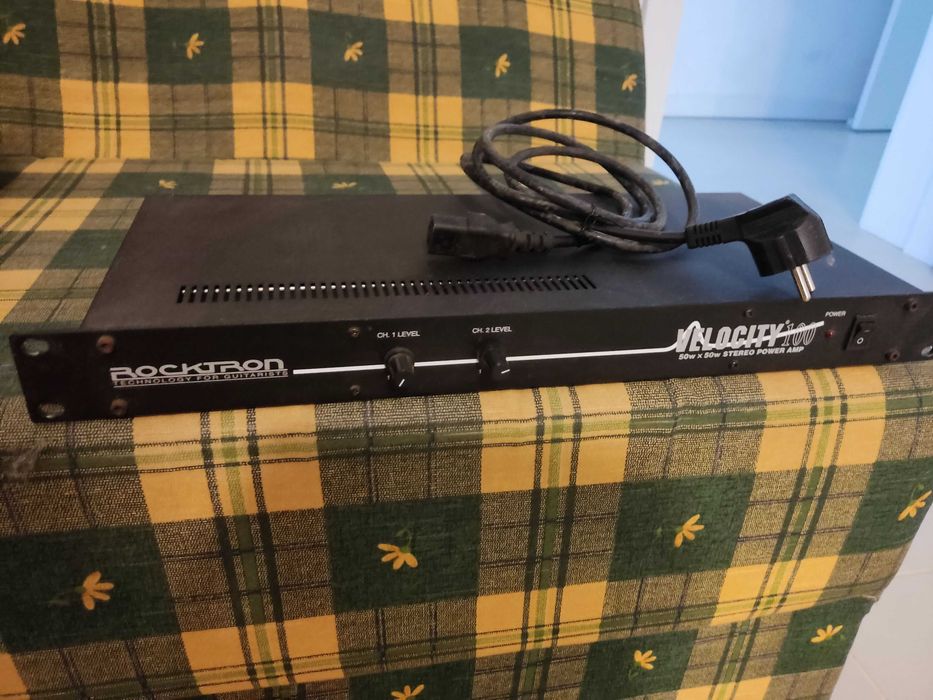 Rocktron Velocity 100 amplificador power amp
