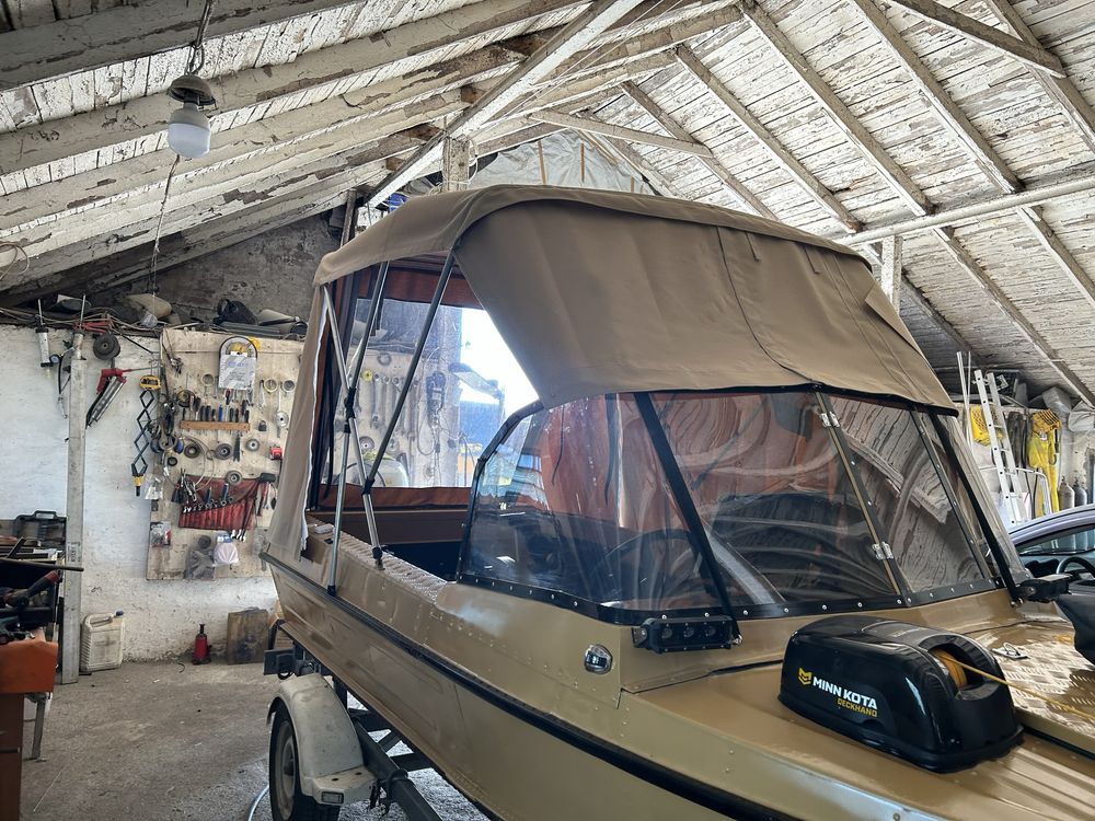 Продам лодку Казанка 5