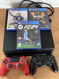 Konsolo PS4 PRO + 2 pady + 3 GRY