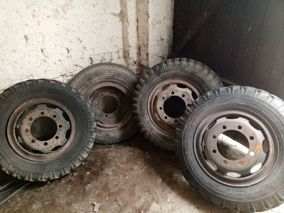 Koła felgi do przyczepy rolniczej