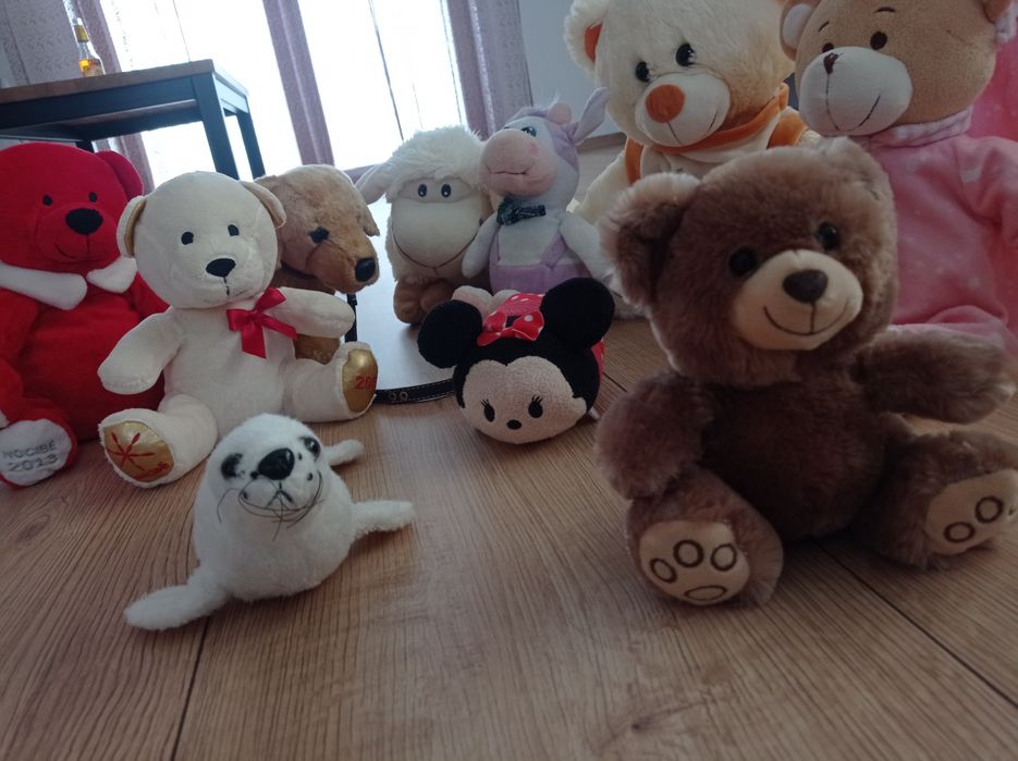 Zestaw dużych i średnich pluszaków. Duże maskotki  ze sklepu Smyk