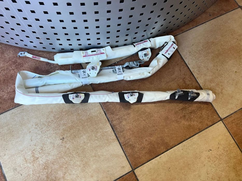 KURTYNA POWIETRZNA PRAWA PEUGEOT 2008 II 9838258680