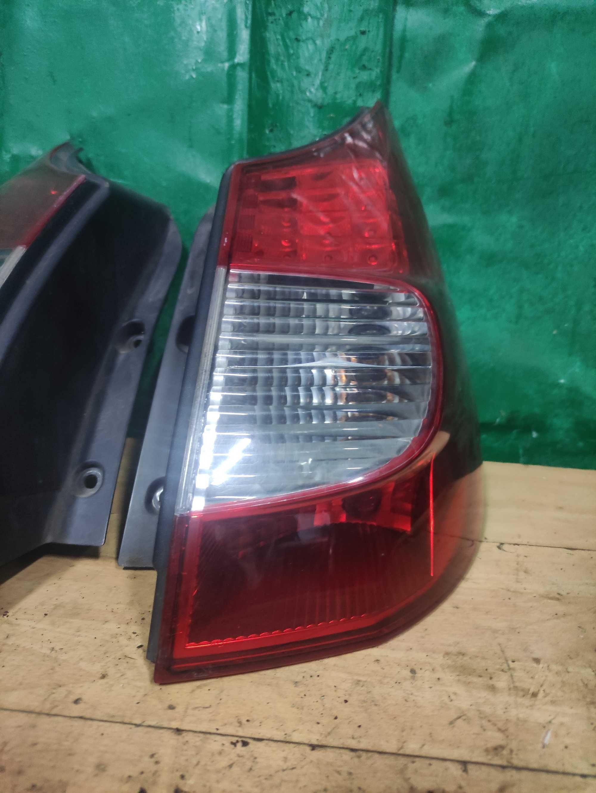 Стопи Renault Scenic 2 06-09р ліхтар Рено сценік 8200474327 8200474328