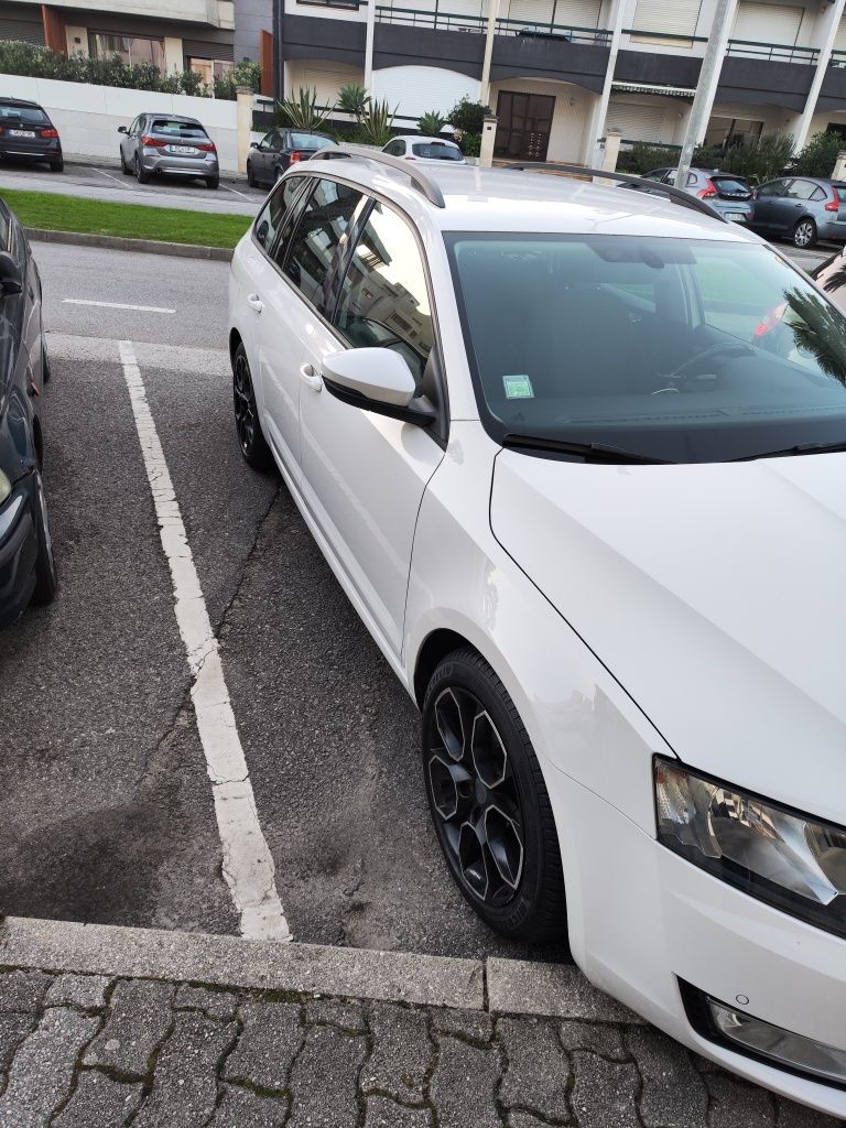 Skoda Octavia 1.6 Tdi 9000€