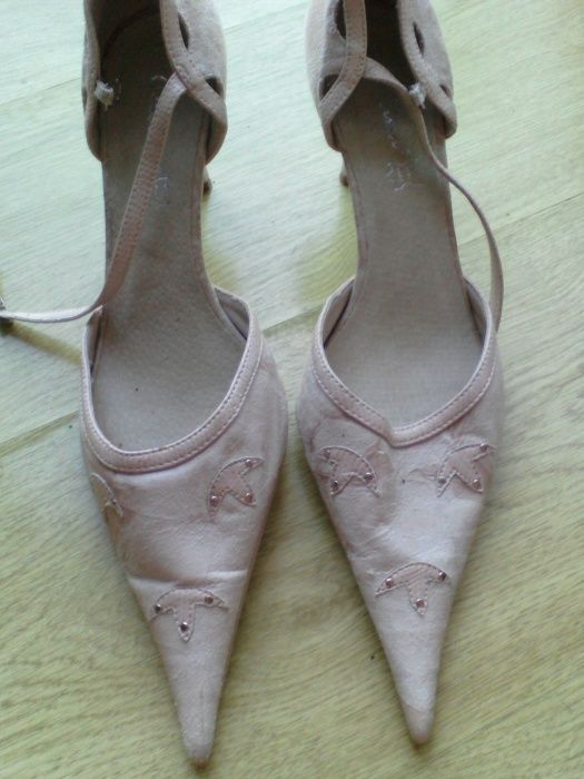 Pantofle/szpilki damskie rozmiar 40