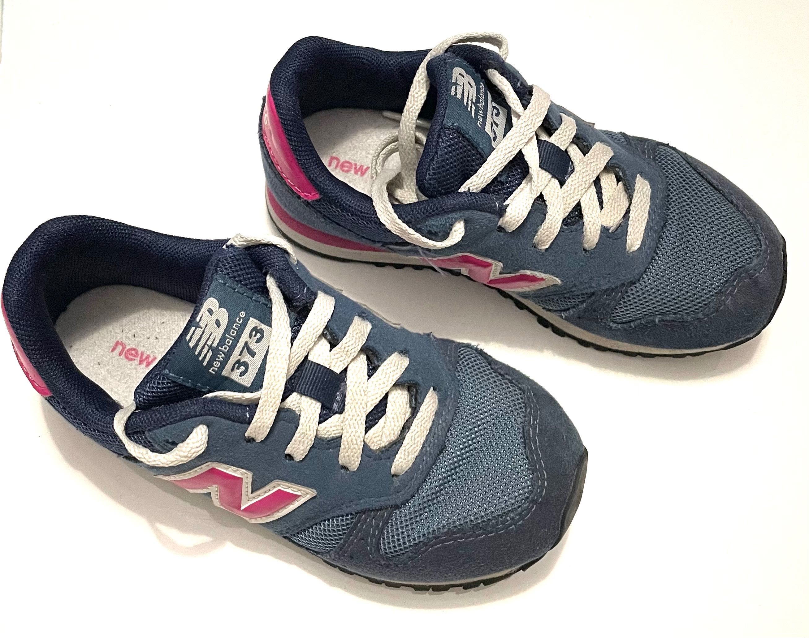 Ténis New Balance - modelo 373 - tamanho 28