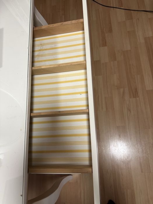 Toaletka Hemnes + stołek