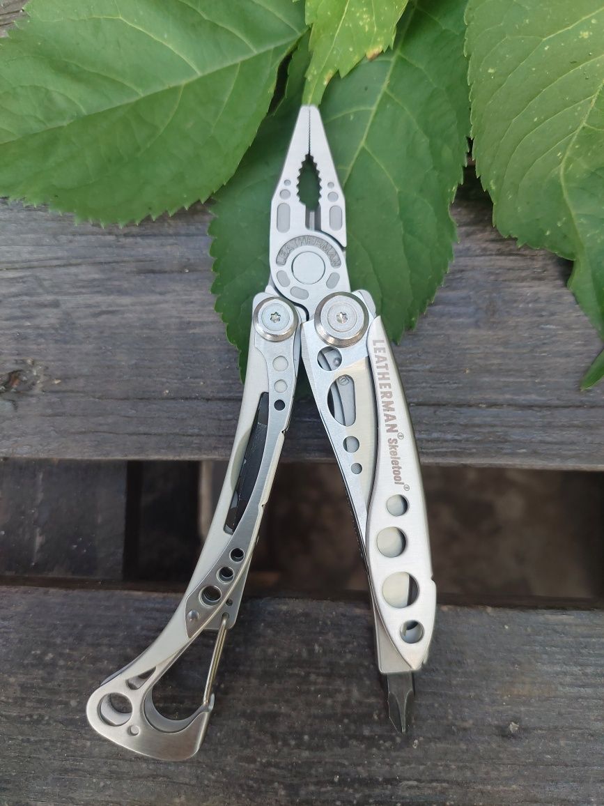 Leatherman Skeletool