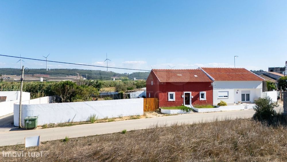 Moradia T4 Rústica com Terreno em Carqueja- Atouguia da Baleia