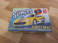 1998er Chrysler Concorde, Street Heat, Slammers