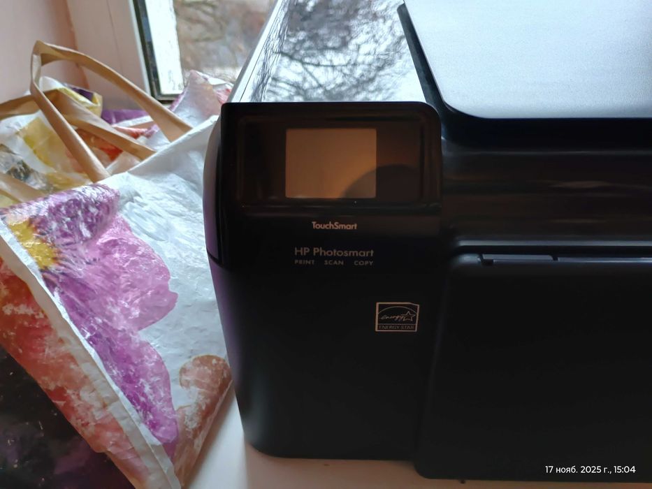 Продам фото пинтер сканер ксерокс  3 в 1 HP Photosmart  B010b