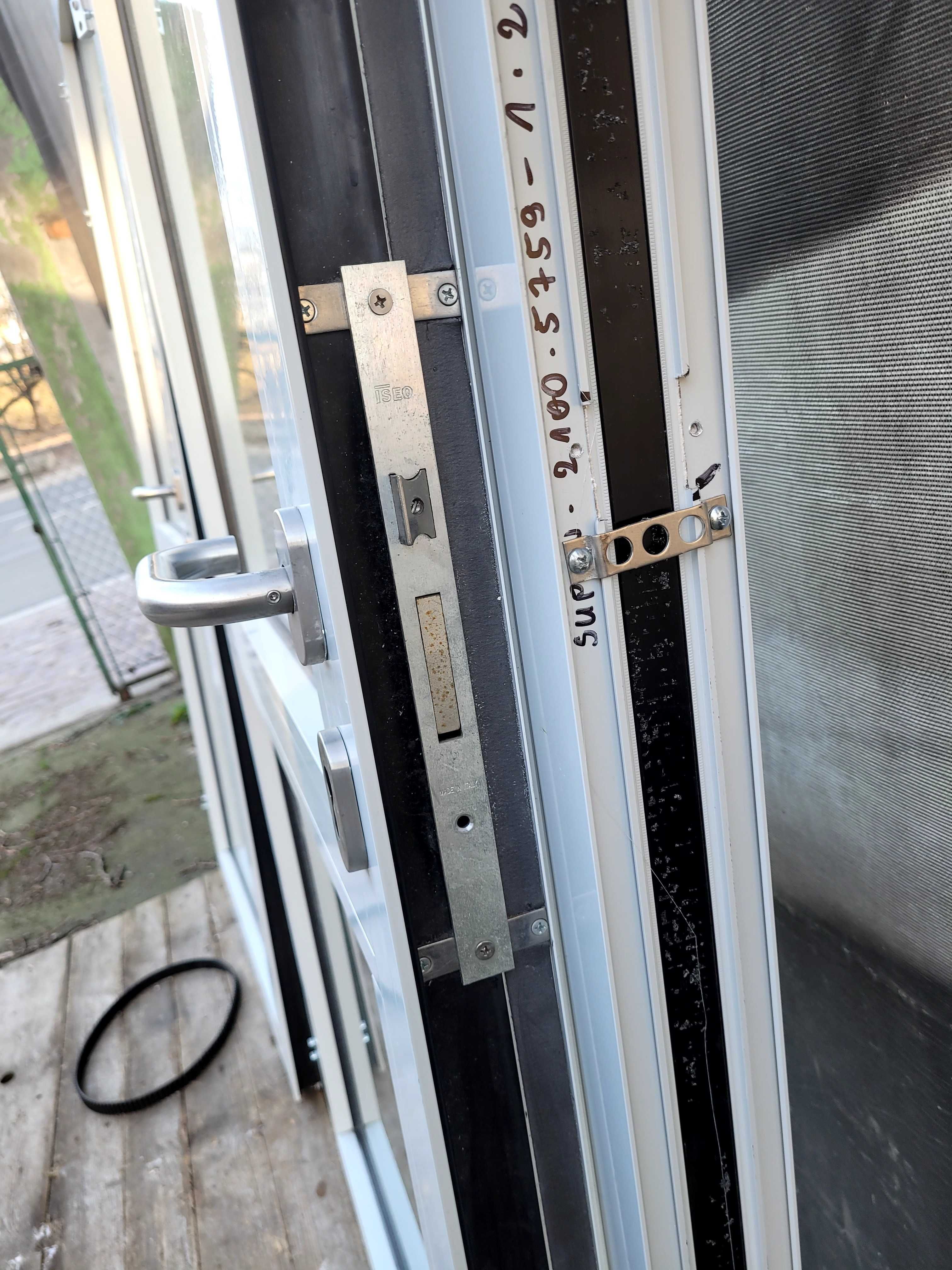 Drzwi ppoż ei60 aluminiowe różne