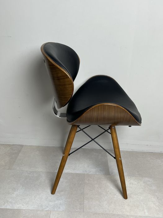 Шкіряне дизайнерське крісло