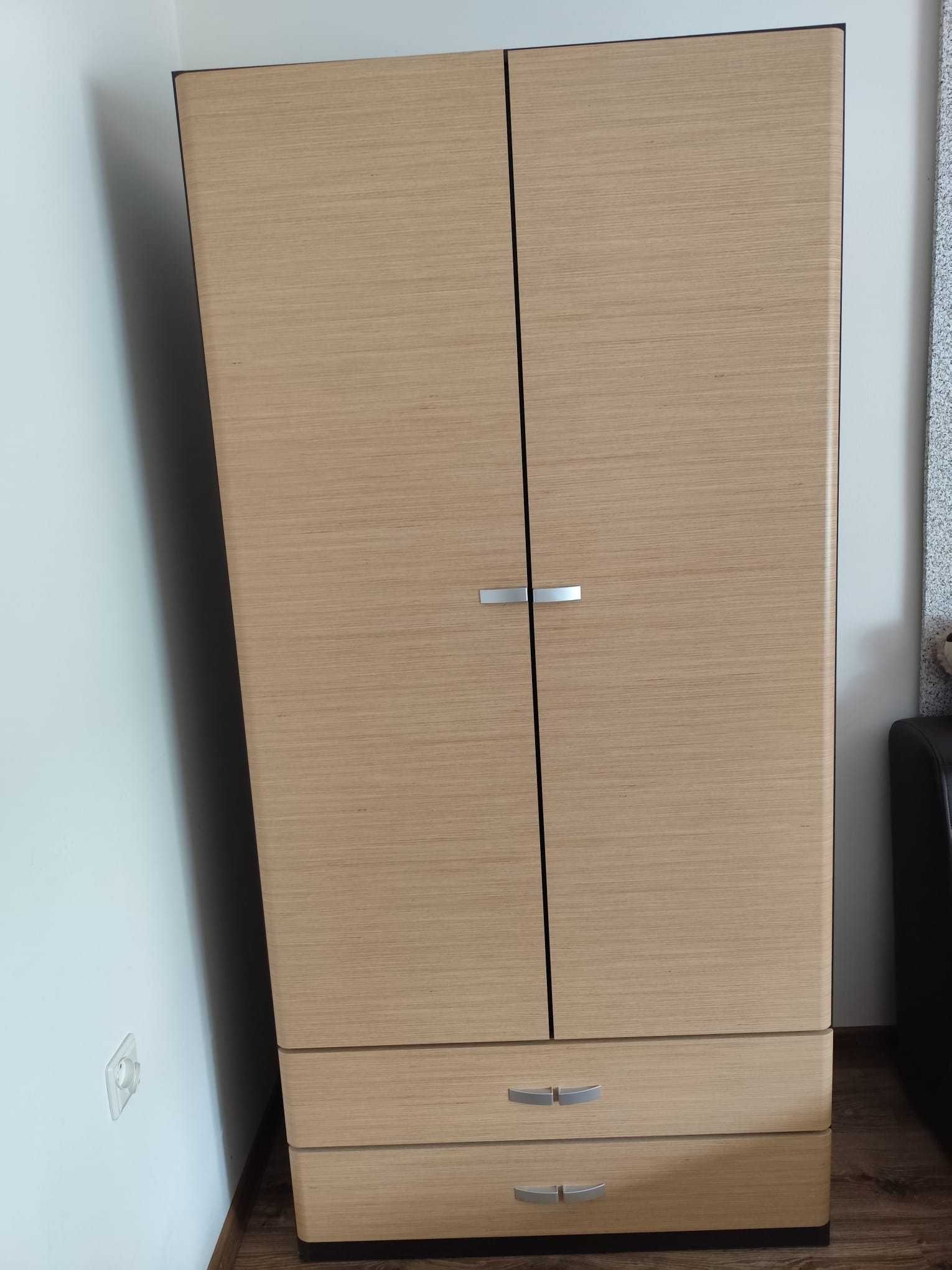 Sprzedam Biurko z szafka na ksiażki