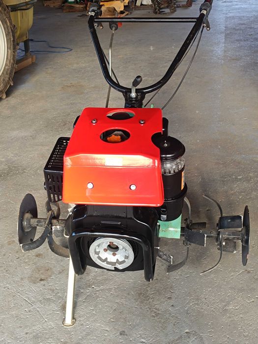 Motoenxada Nova a diesel 12cv