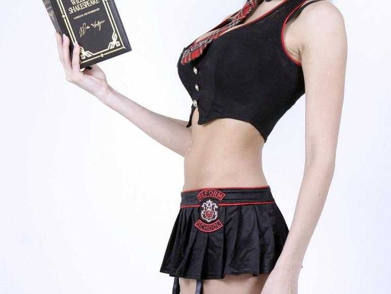 Еротичний комплект Школярка додасть нового виміру у ваші стосунки  М