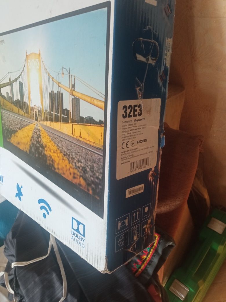 Продам Смарт  телевізор Skyworth 32*
