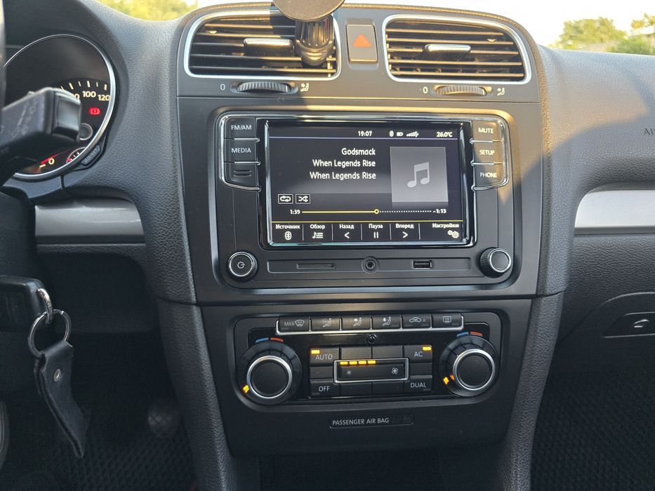 Продам Volkswagen Golf 6