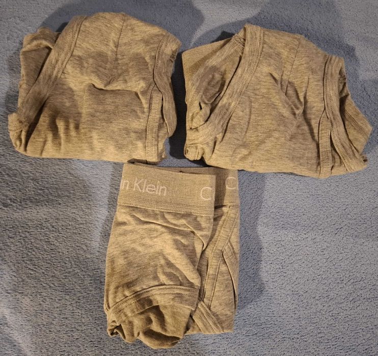 Cuecas (3) novas em algodão Calvin Klein L