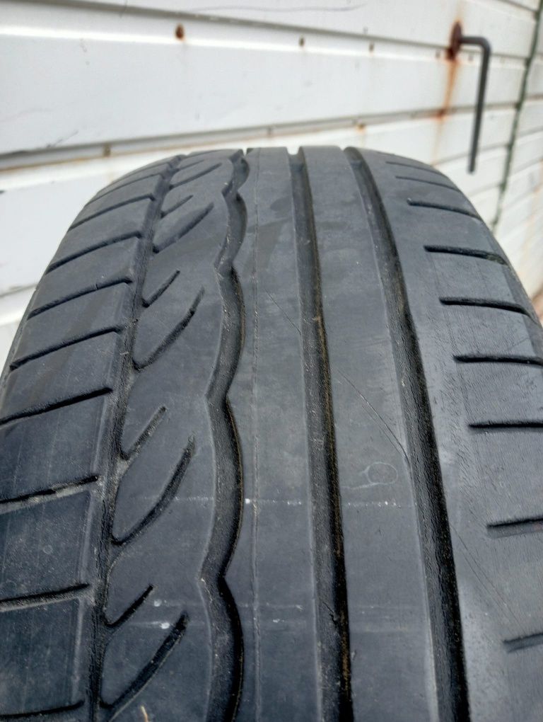 Opony 185/60/r15 Dunlop sport
