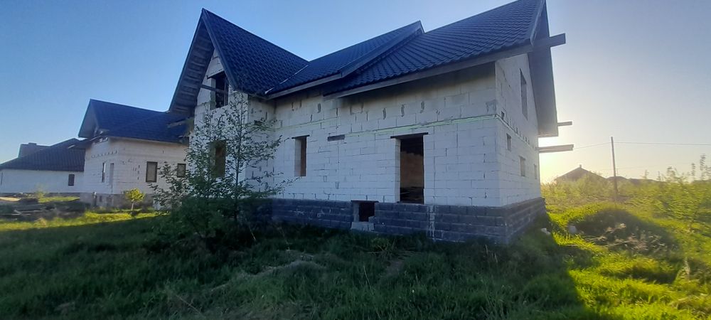 Смт рокітне   продам хату
