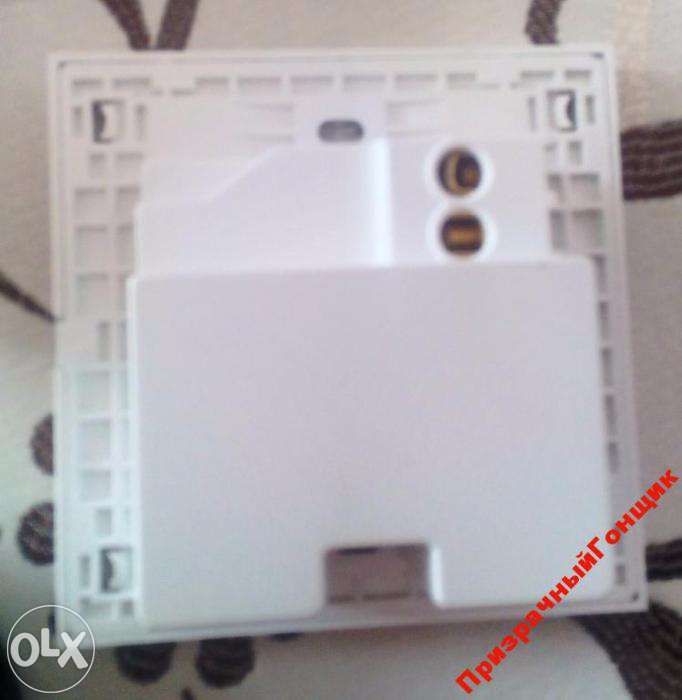 Вимикач із 4 USB