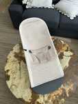 babybjorn bliss mesh perłowy