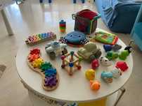 Lote de brinquedos (até 3 anos)
