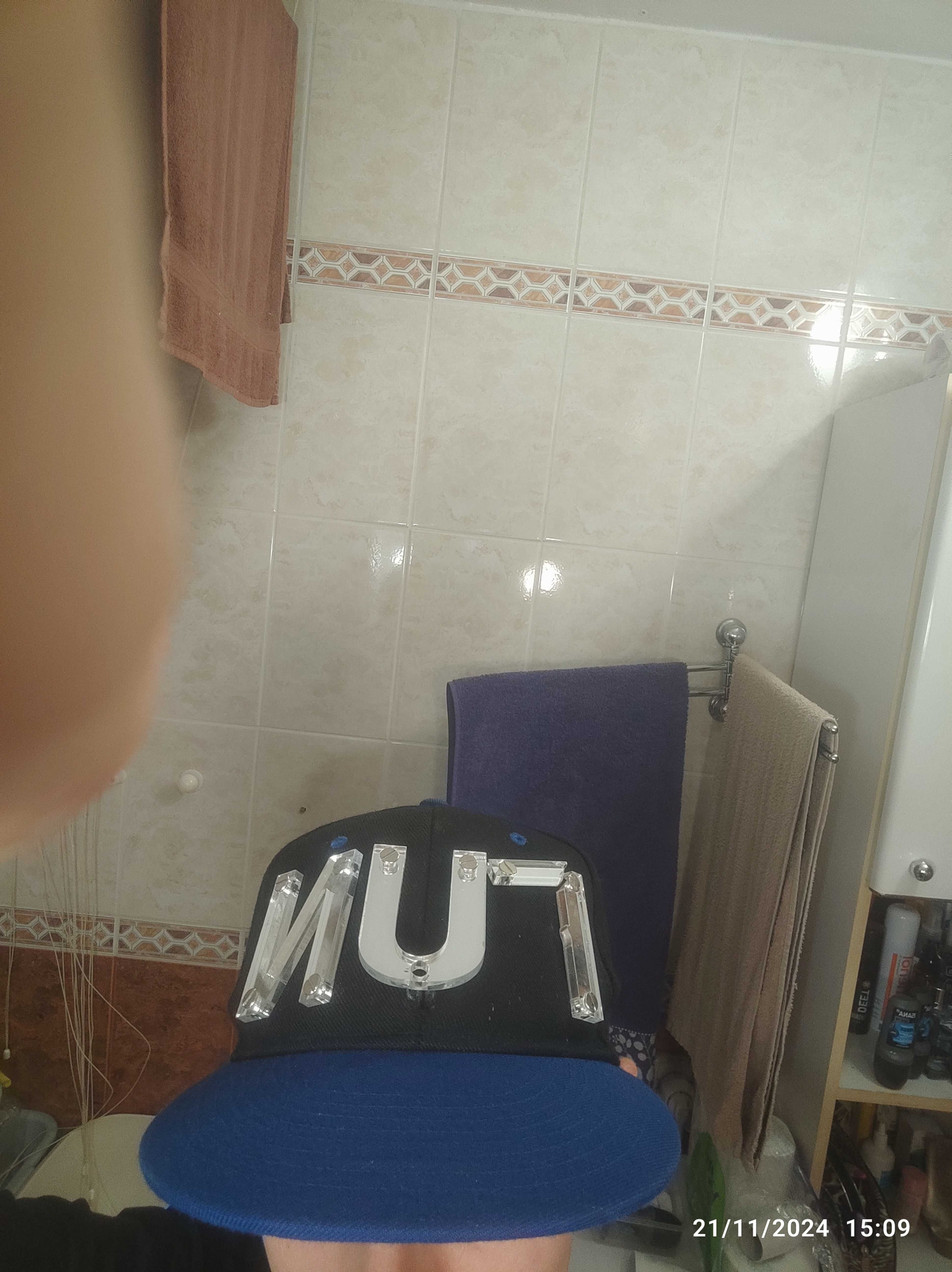 Czapka z napisem FUN – dodaj radości do swojej stylizacji ! Sylwester!