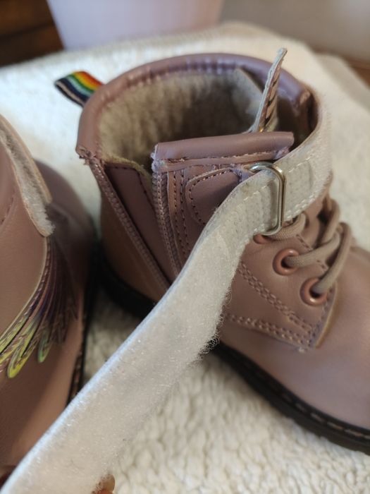 Демісезонні чоботи для дівчинки