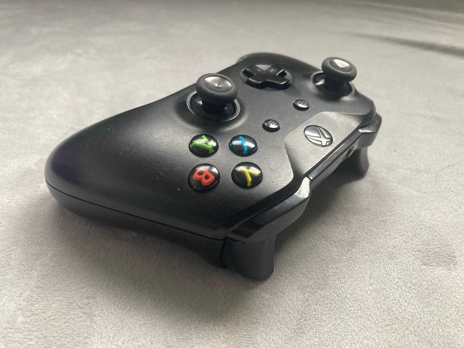 Pad XBOX One model 1708