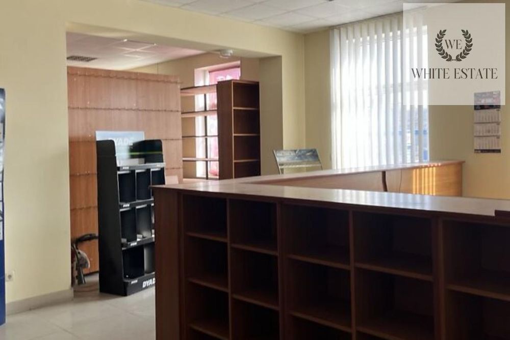 Продаж комерційного приміщення на вул. Микулинецька