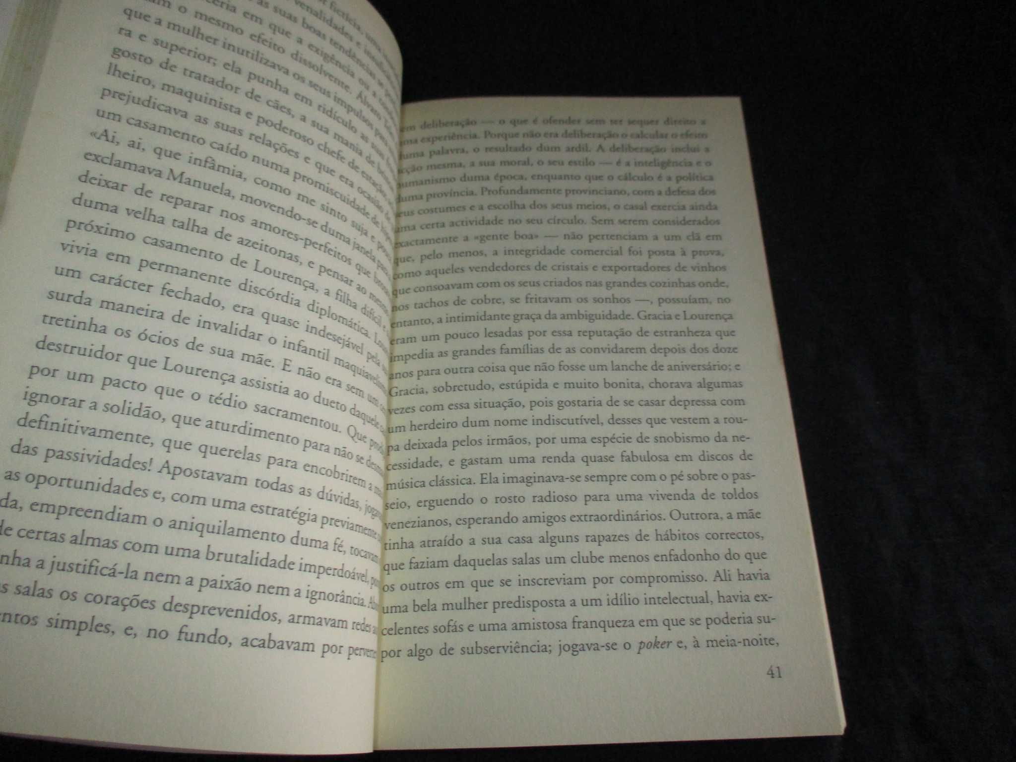 Livro O Manto Agustina Bessa-Luís 40 Anos RTP