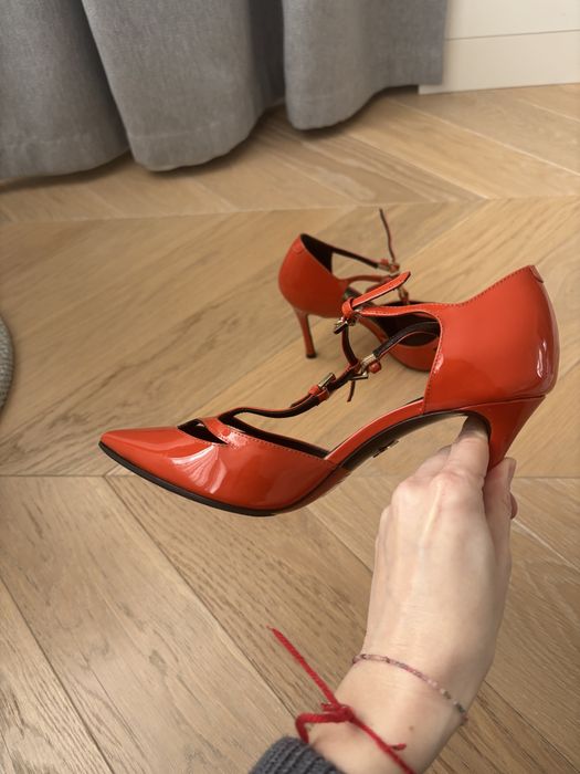 Італійські коралові ( червоні) човники мері джейн Giorgio Fabiani 37