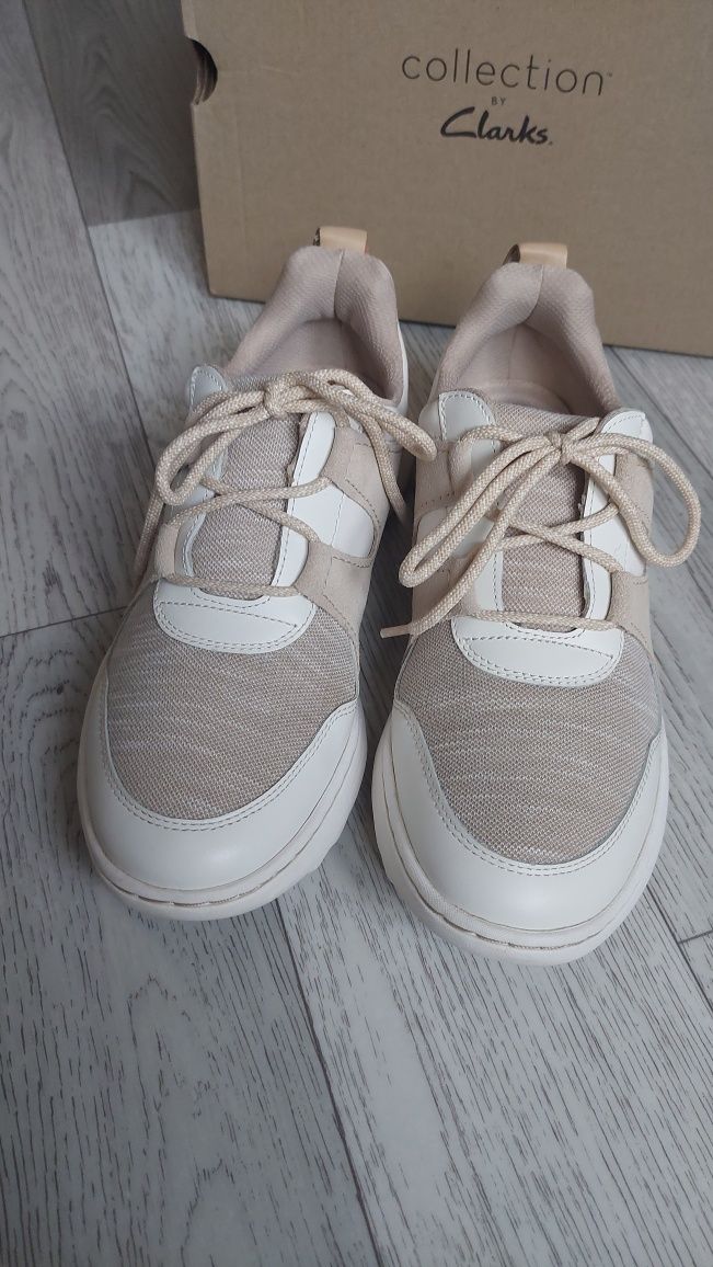 Кросівки жіночі шкіра текстиль Clarks 39 - 40