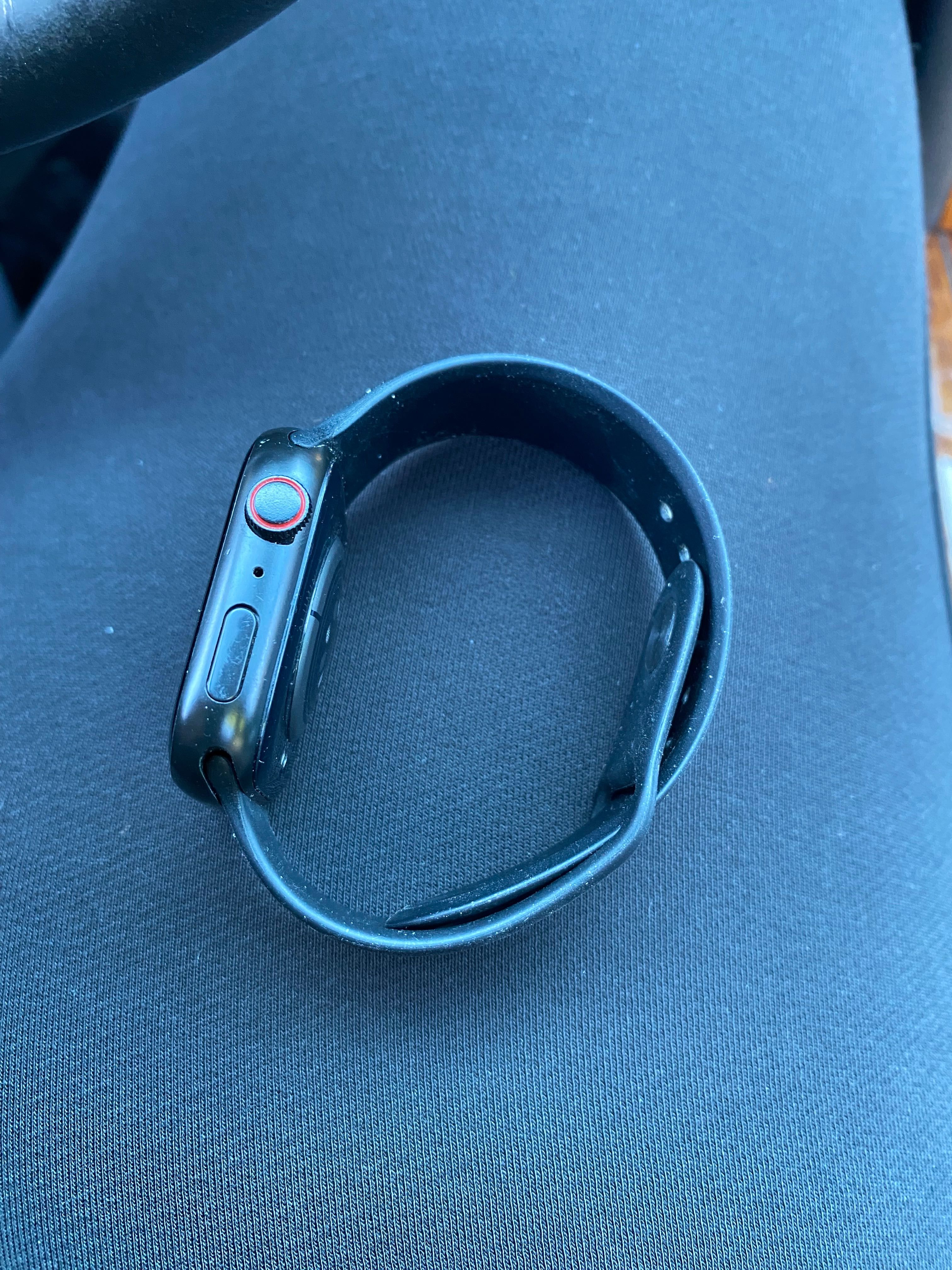 Продам Apple Watch 8 series 45 MM