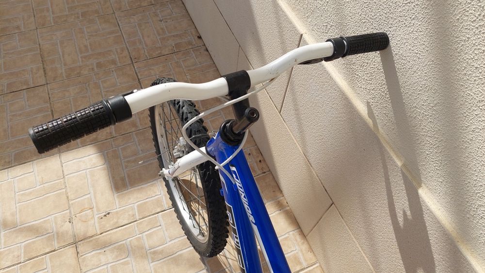 Bicicleta alumínio infantil  QÜER roda 20